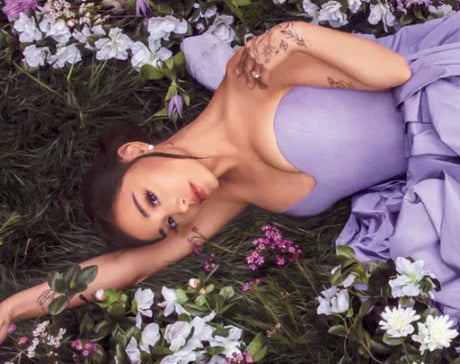 Ariana Grande - Jean Smell Good